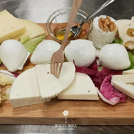 Hotel Tenuta Rosa - Gastronomia E Relax *