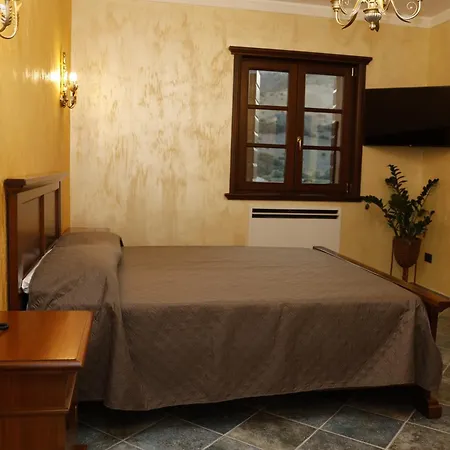 Hotel Tenuta Rosa - Gastronomia E Relax